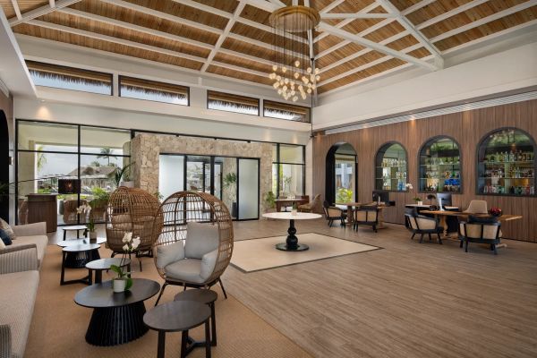 Preferred Club Lobby en Secrets Playa Esmeralda Resort & Spa